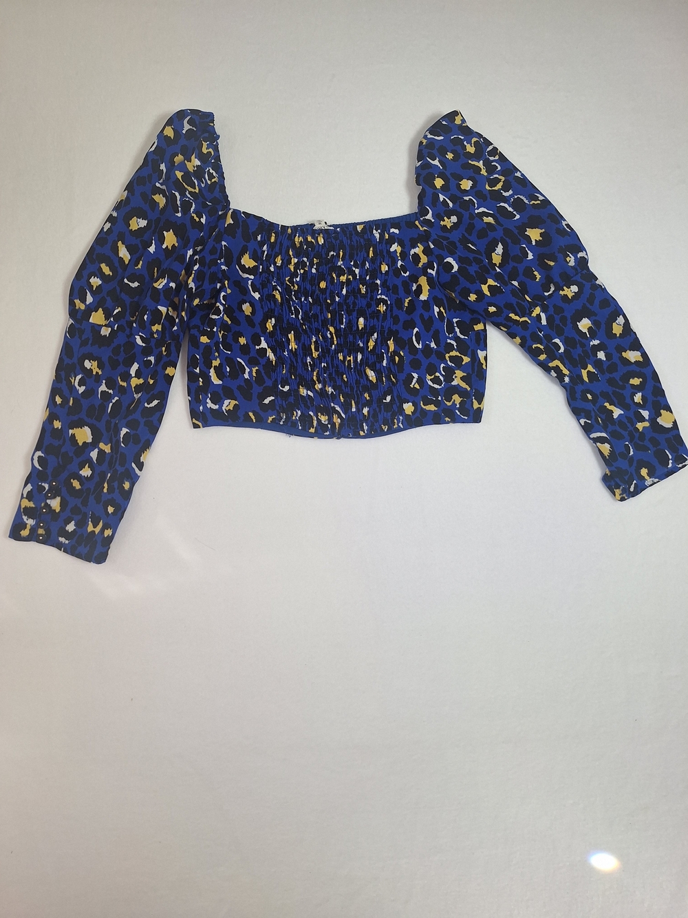 Riha Blue Leopard Print Puff Sleeve Crop Top - Picture 6 of 8